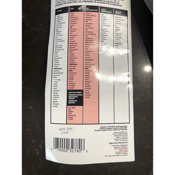 RCA RCR311W, 3 Device Universal Remote Control w/Lighted Buttons TESTED - Picture 2 of 3